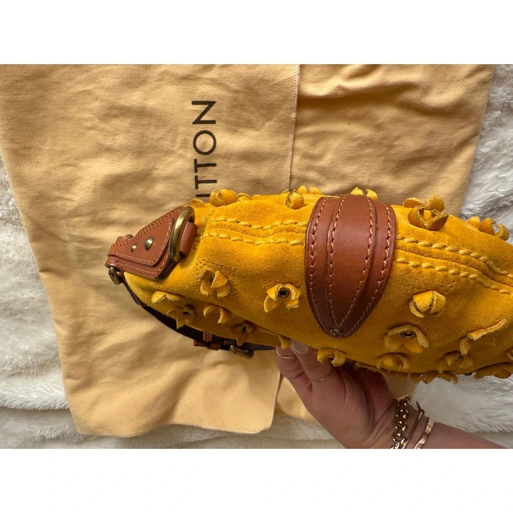 NWT Louis Vuitton Onatah Fleurs GM Limited Edition Bag Size OS